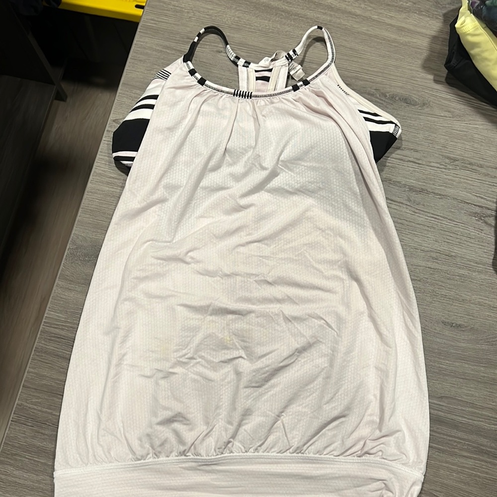 Lululemon no limits tank top